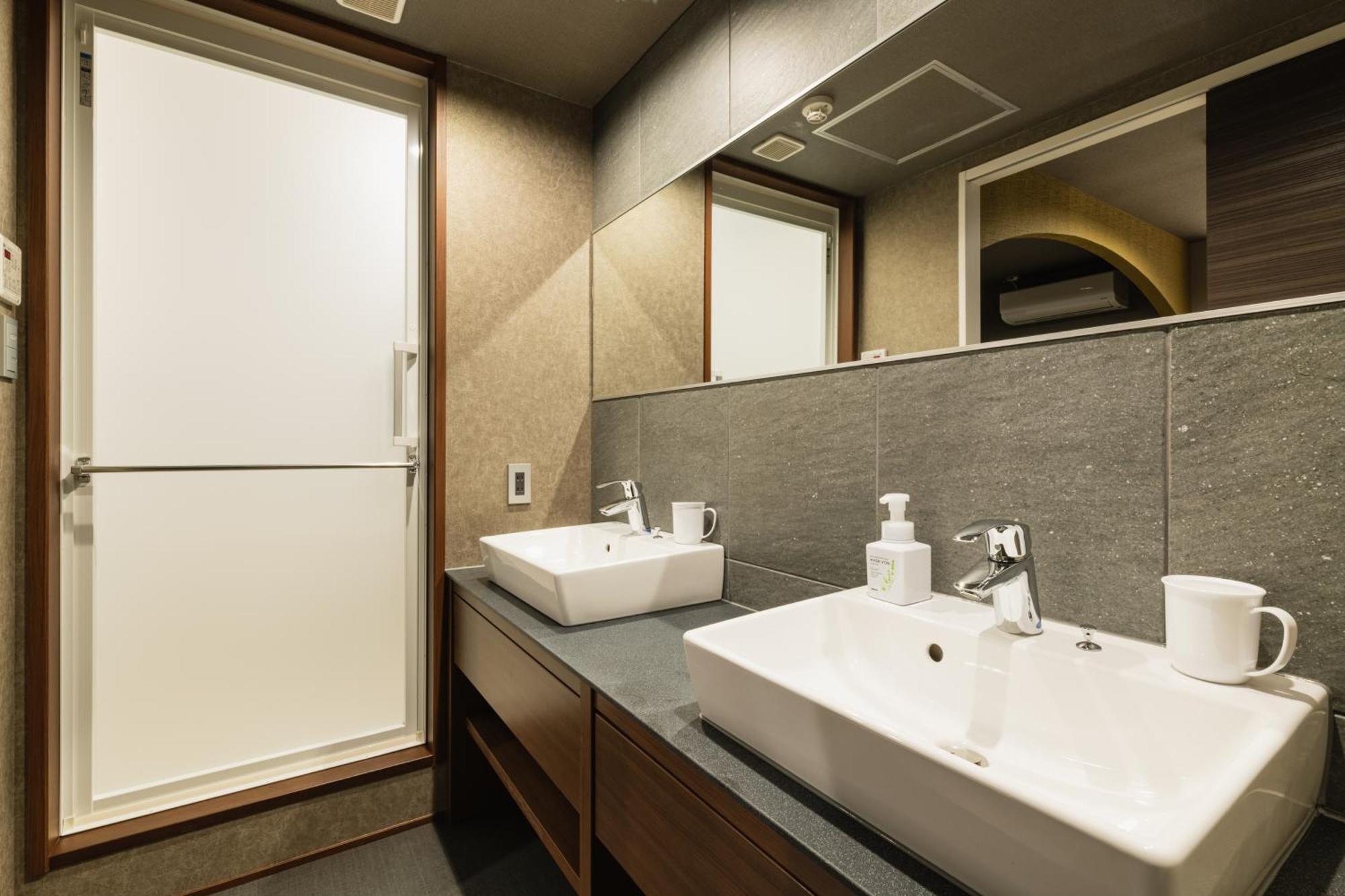 Aparthotel Grand Base Haruyoshi Fukuoka  Exterior foto